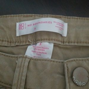 Skinny khaki no boundaries